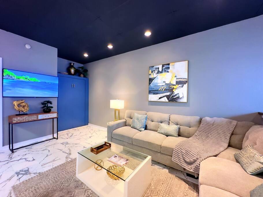 The Q Loft Galveston Villa Exterior photo