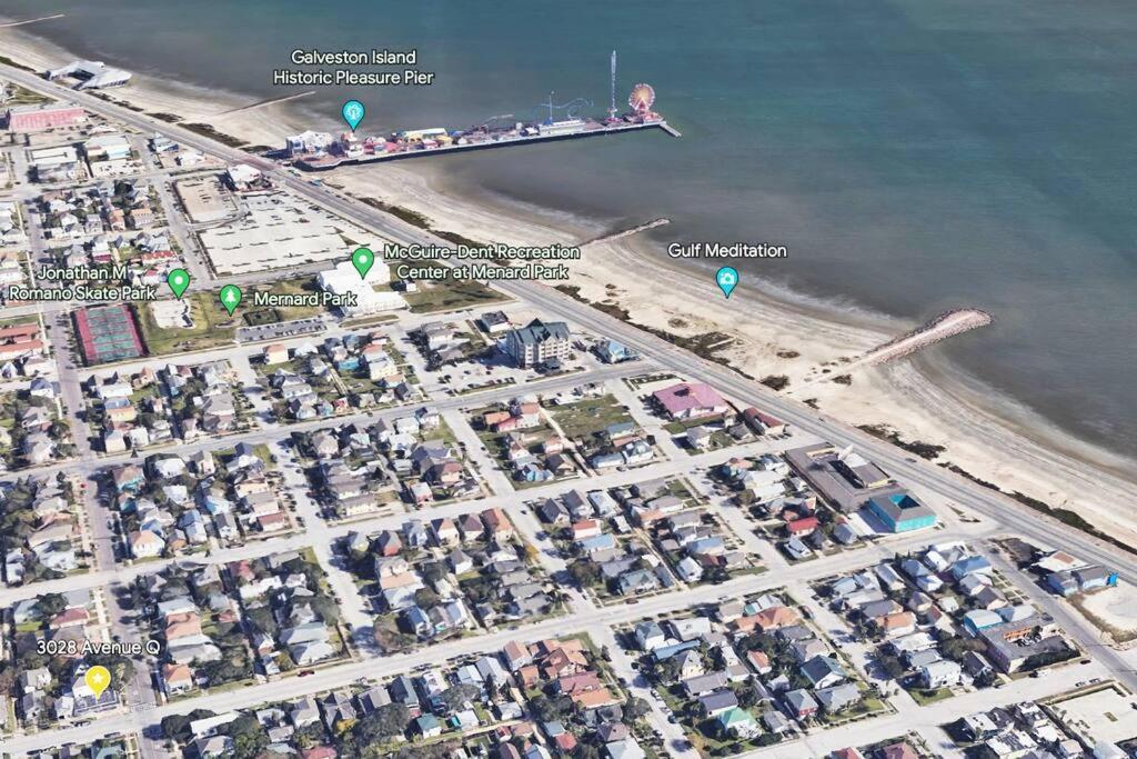 The Q Loft Galveston Villa Exterior photo