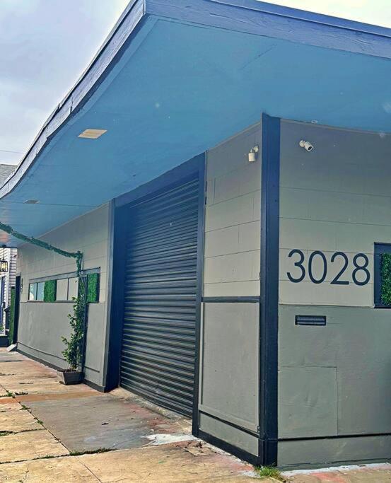 The Q Loft Galveston Villa Exterior photo